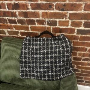 Abercrombie & Fitch Black and White Tweed Mini Skirt